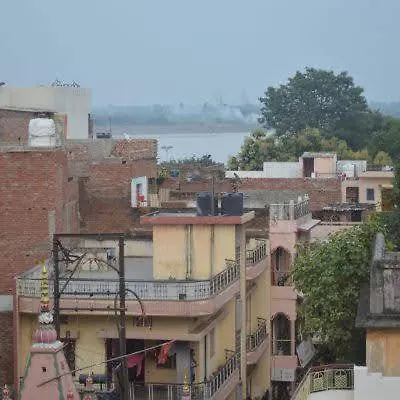 Azure Family Paying Guest House Benares